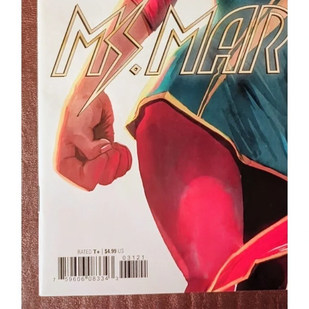 Ms.‎ Marvel #31 Variant Edition Bubblegum Cover Marvel Comics LGY #50 (2018) NM